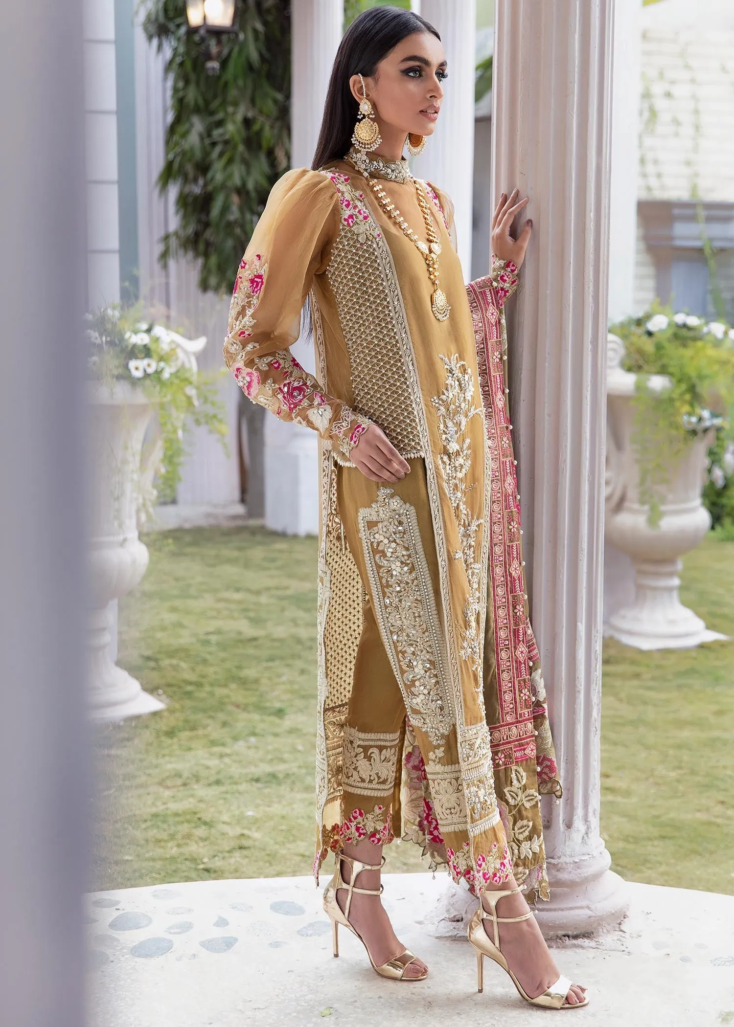 Tabassum Mughal x Meera's Wedding Formals – BRONZE MIST